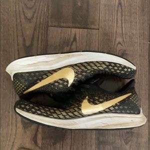 Nike Zoom Pegasus 35 Running Shoes